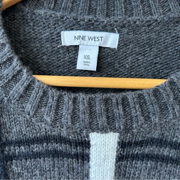 Nine West Charcoal and White Knit Sweater - Picture 2 of 5